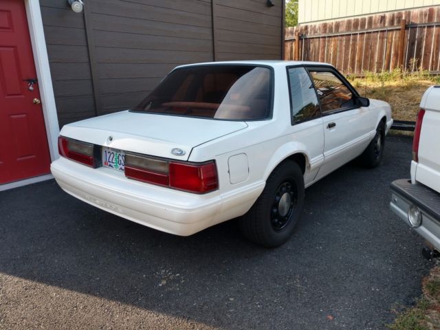 1993 Ford Mustang LX - photo 2
