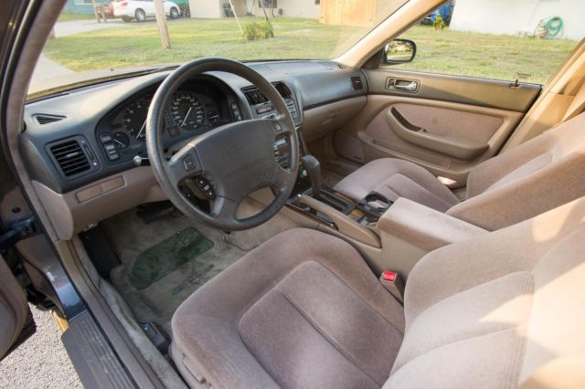 1993 Acura Legend L Sedan - photo 11