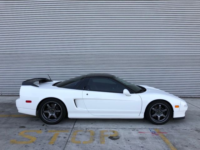 1993 Acura NSX - Grand Prix white on Black 1993 Acura NSX