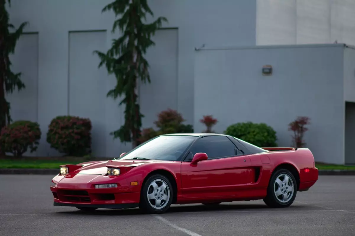 1993 Acura NSX w/36K Original Miles - Formula Red - 5-Speed 1993 Acura NSX
