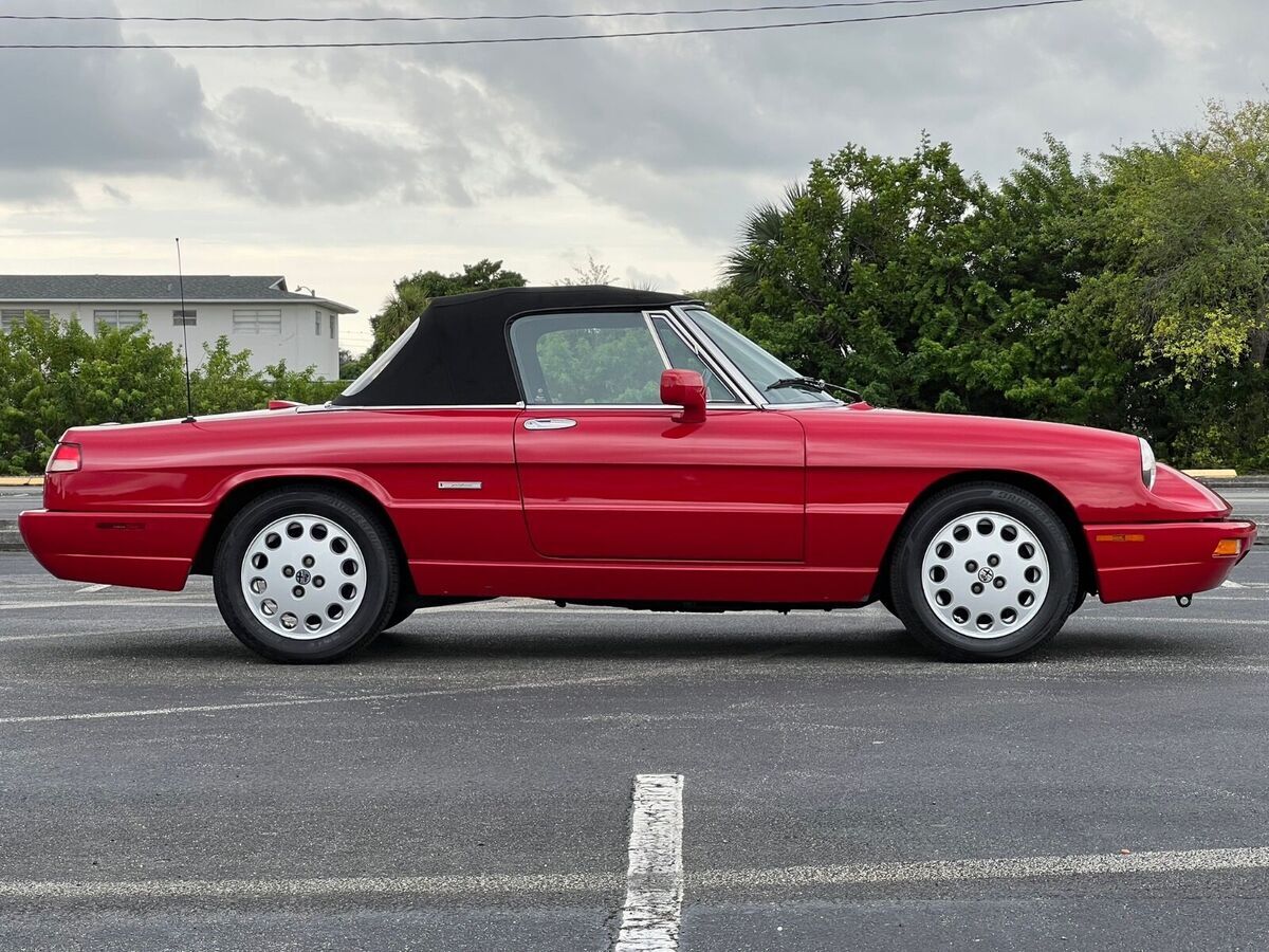 1993 Alfa Romeo Spider - photo 2