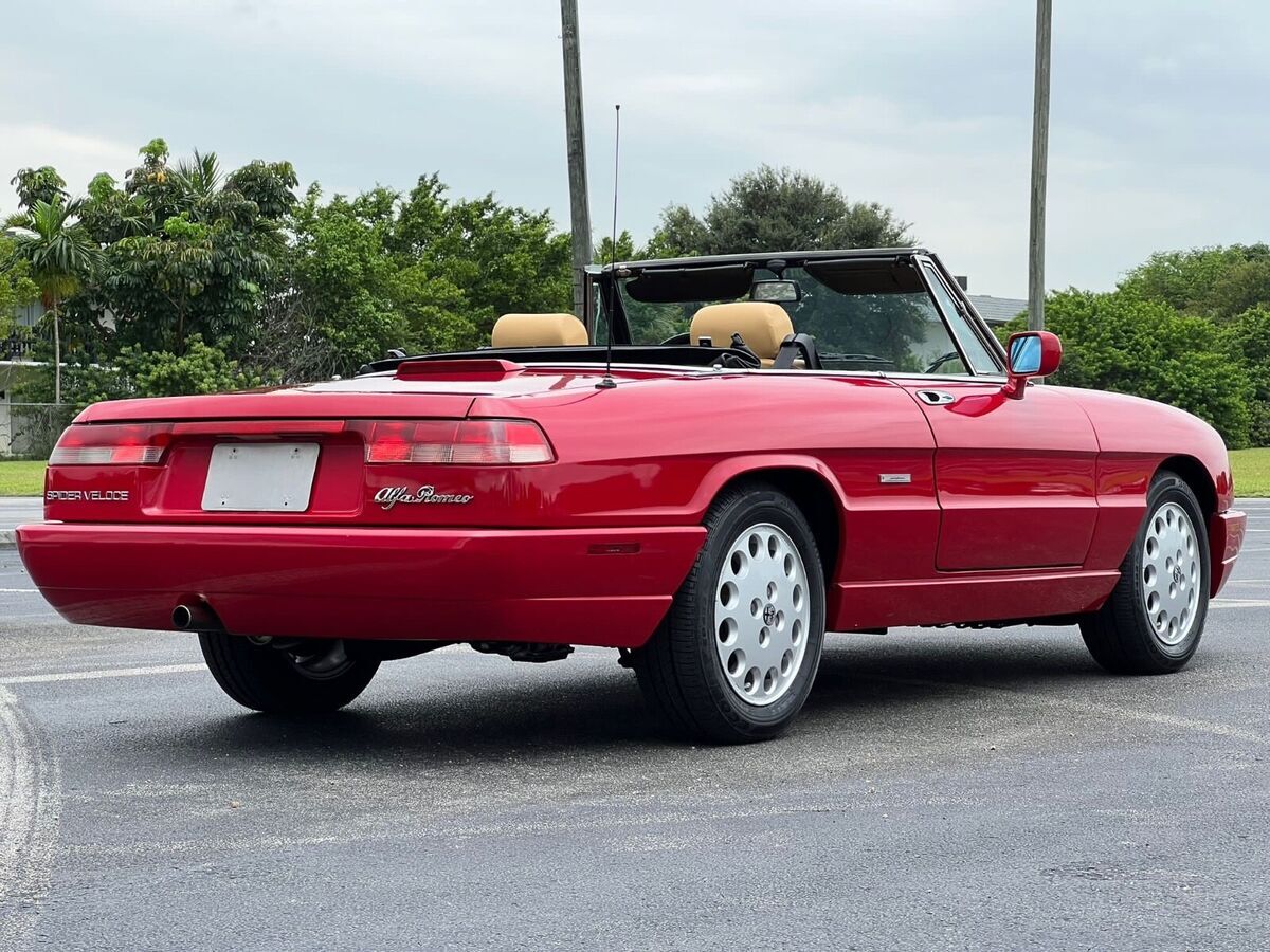 1993 Alfa Romeo Spider - photo 3