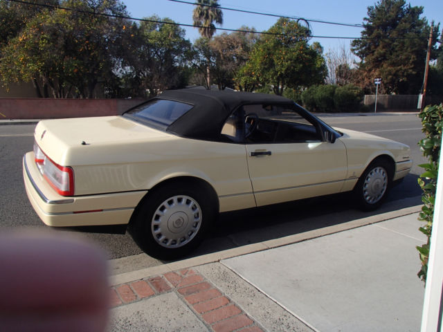 1993 Cadillac Allante - photo 2