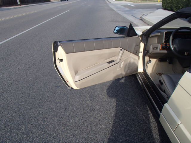 1993 Cadillac Allante - photo 4