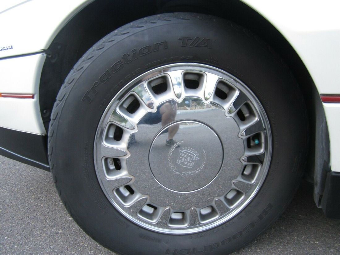 1993 Cadillac Allante - photo 9