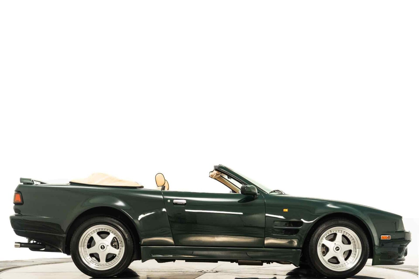 1993 Aston Martin Virage Volante 6.3 Cosmetic Widebody - photo 2