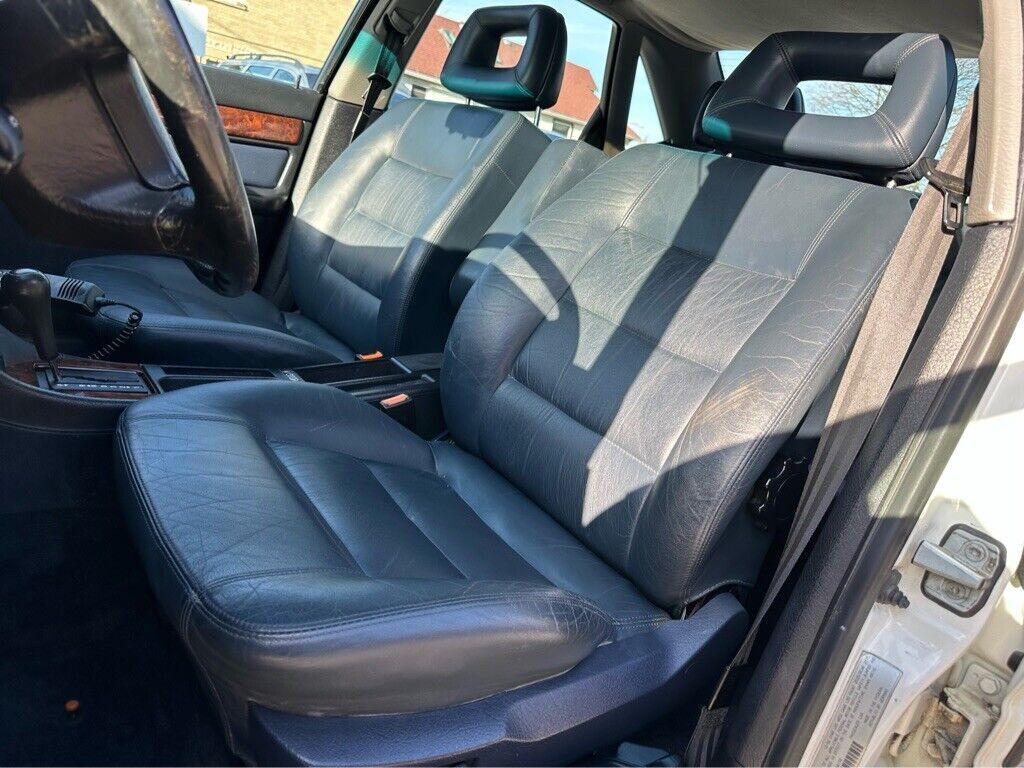 1993 AUDI 100 CS - photo 10