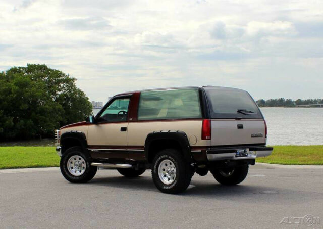 1993 Chevrolet Blazer Base 2dr 4WD SUV - photo 11