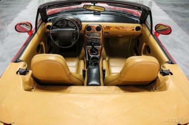 1993 Mazda MX-5 Miata Base 2dr Convertible - photo 10