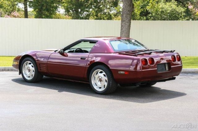 1993 Chevrolet Corvette Base 2dr Convertible - photo 5