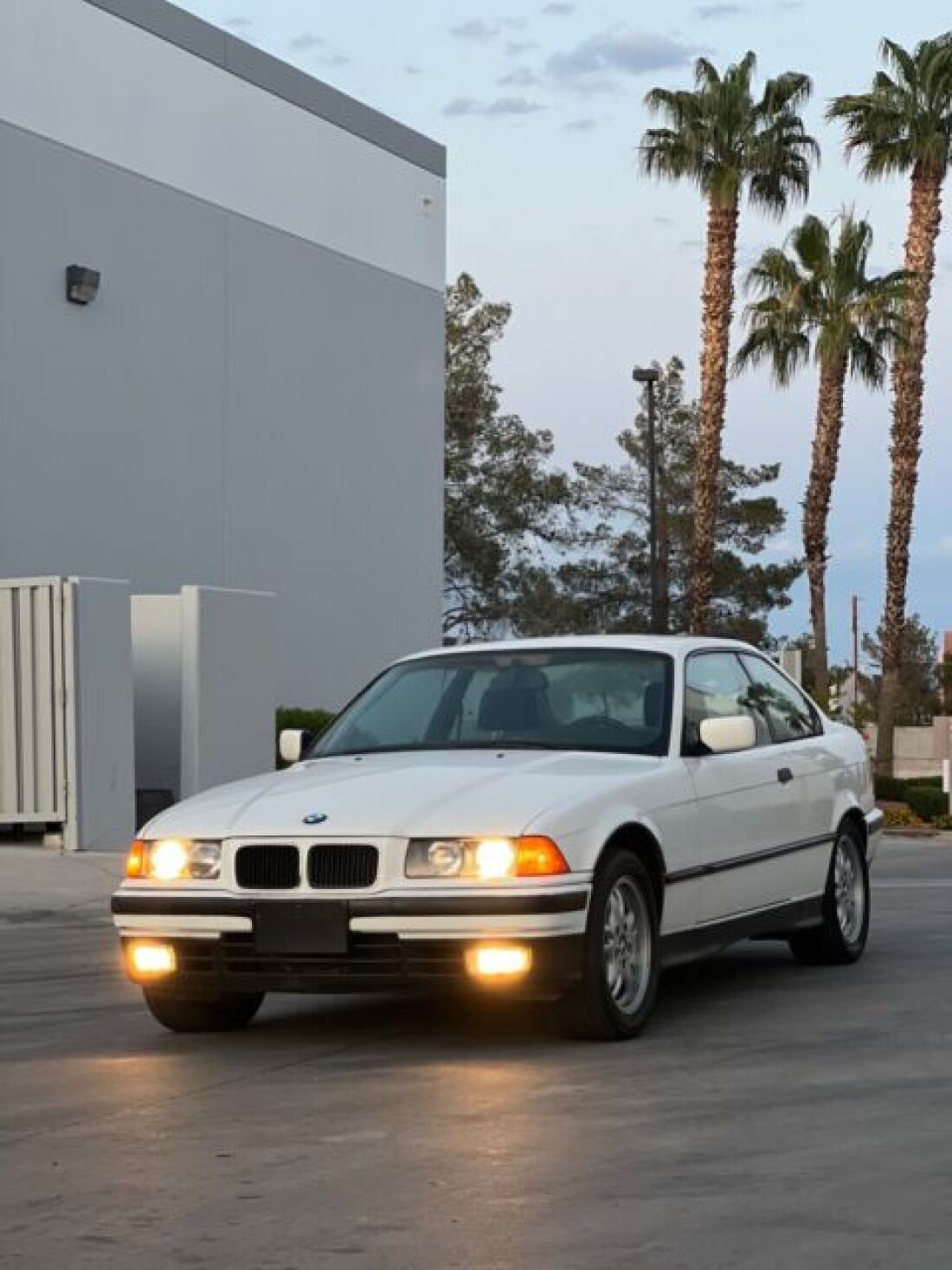 1993 BMW 318 iS Coupe / 1 owner// 70k miles/// super rare 1993 BMW 3-Series