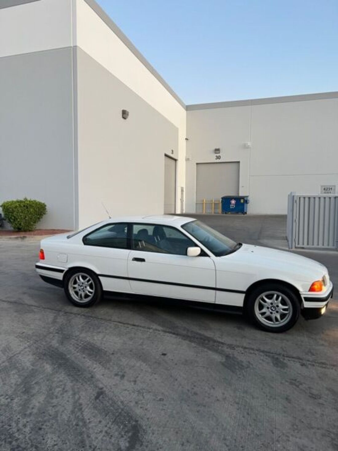 1993 BMW 3-Series - photo 6