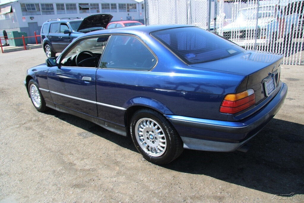 1993 BMW 3-Series 325is - photo 11