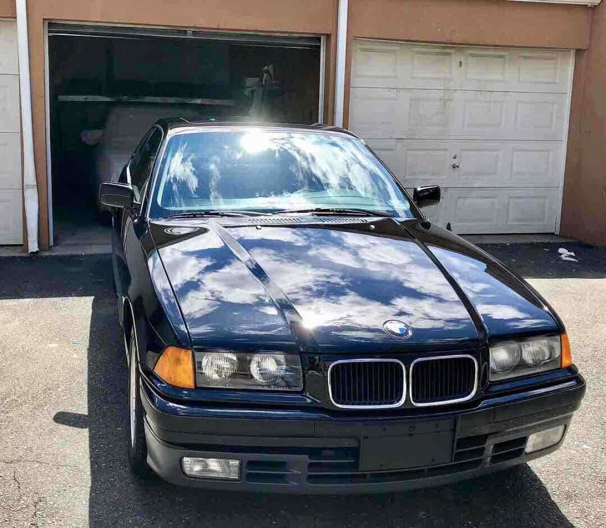 1993 BMW 325is I - photo 2