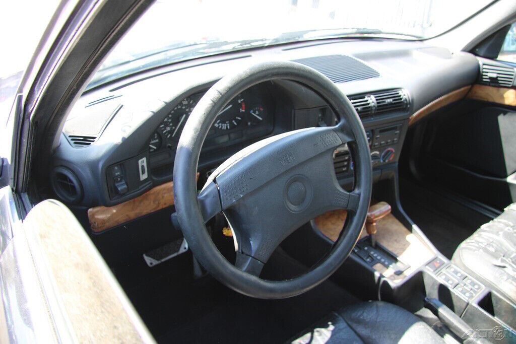 1993 BMW 5-Series 525i - photo 11