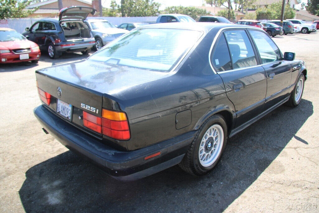 1993 BMW 5-Series 525i - photo 6