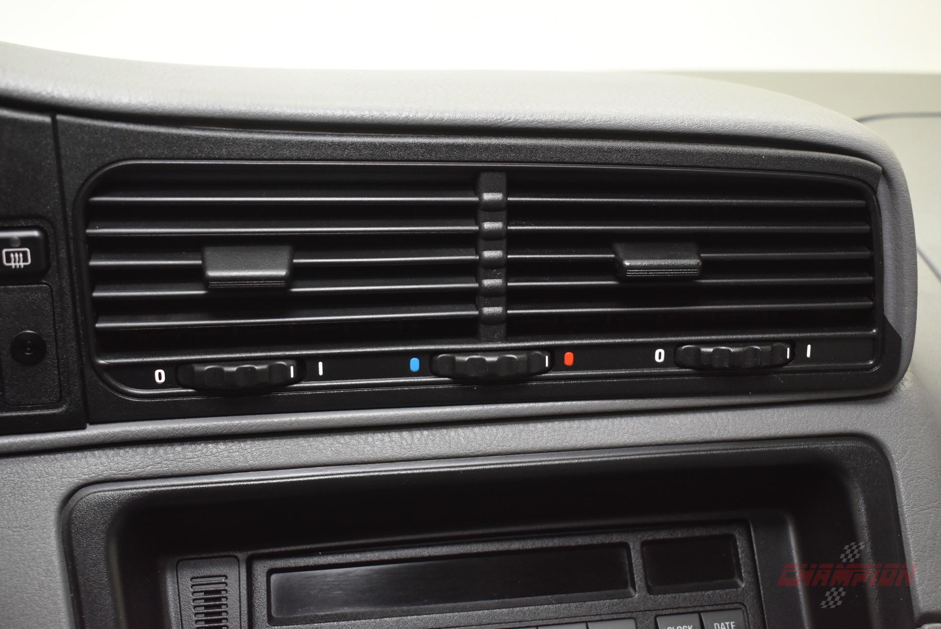 1993 BMW 8-Series 850Ci - photo 11
