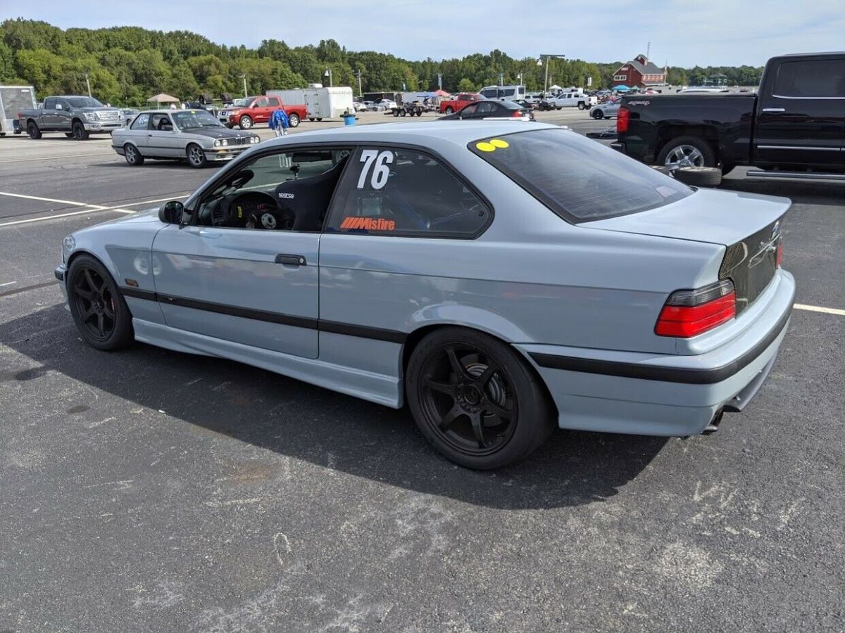 1993 BMW 325is I - photo 2