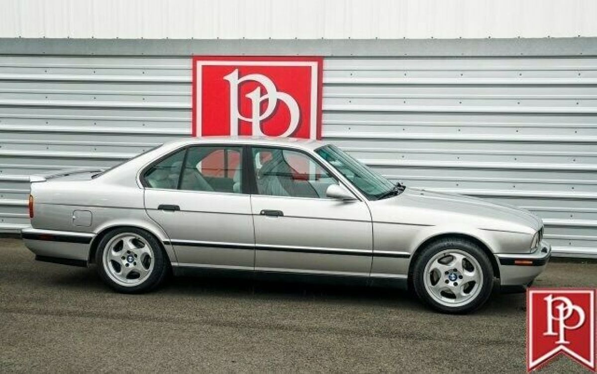 1993 BMW M5 Sedan - photo 3