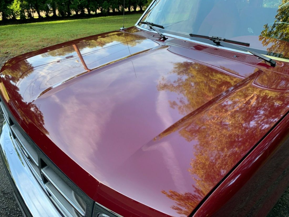 1993 Ford Bronco XLT ONE OF THE BEST! 100% ORIGINAL PAINT! - photo 9