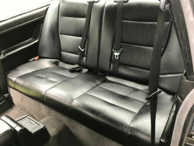 1993 BMW 3-Series 325is - photo 6