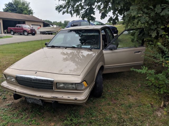 1993 Buick Century - photo 2