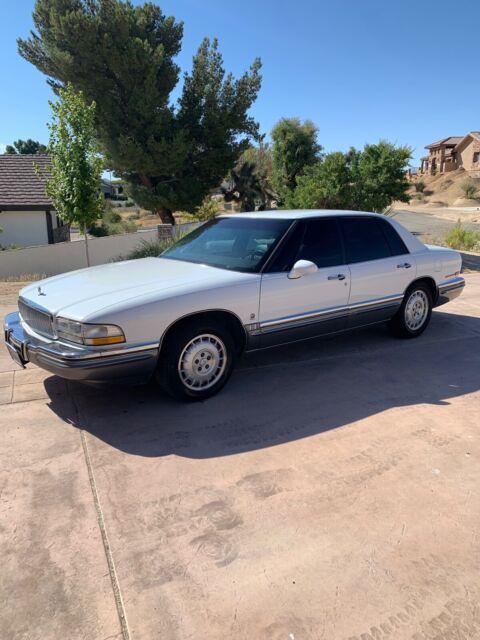 1993 Buick Park Avenue ULTRA - photo 3