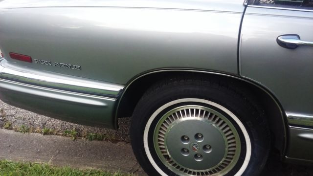 1993 Buick Park Avenue - photo 13