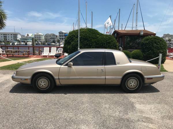 1993 Buick Riviera - photo 4