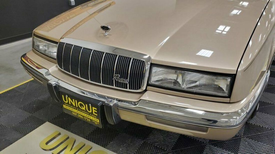 1993 Buick Riviera - photo 12