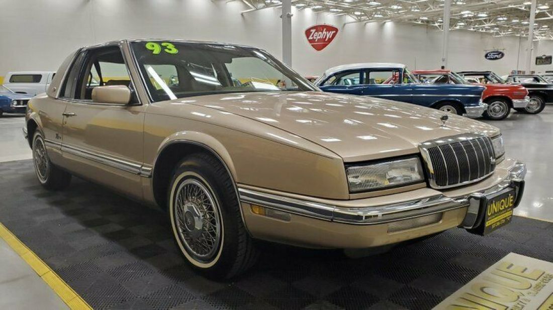 1993 Buick Riviera - photo 3