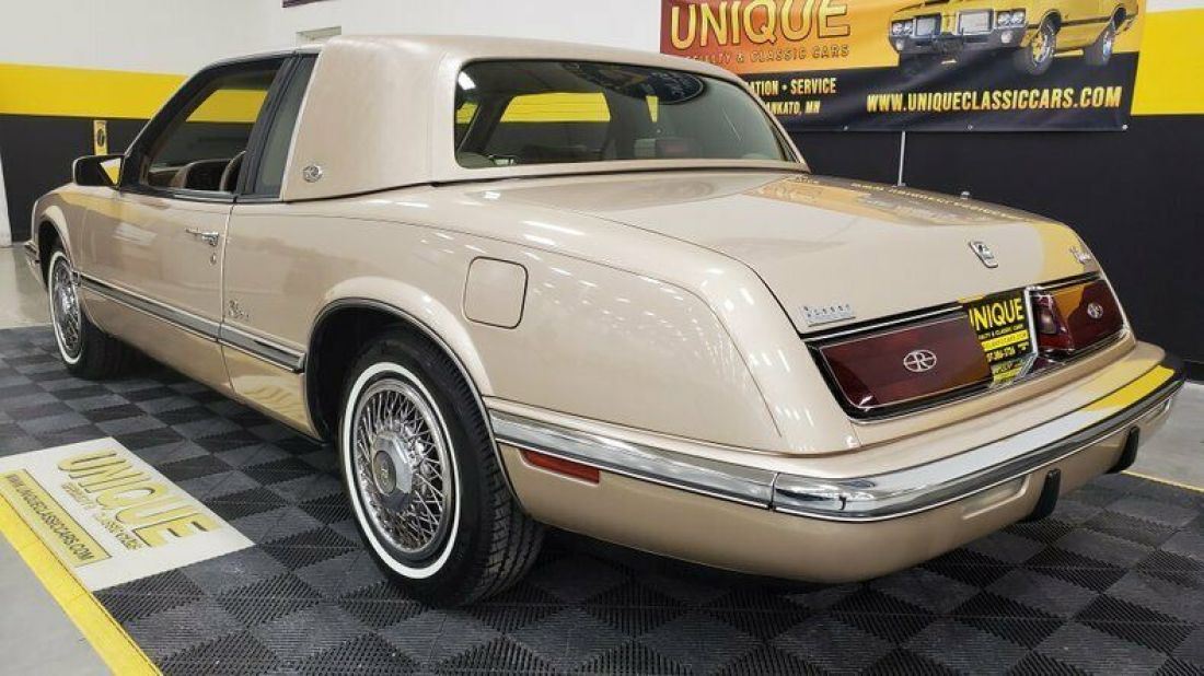 1993 Buick Riviera - photo 6