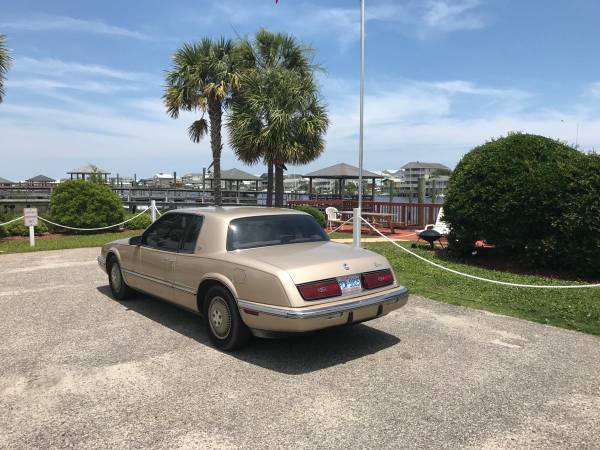 1993 Buick Riviera - photo 5