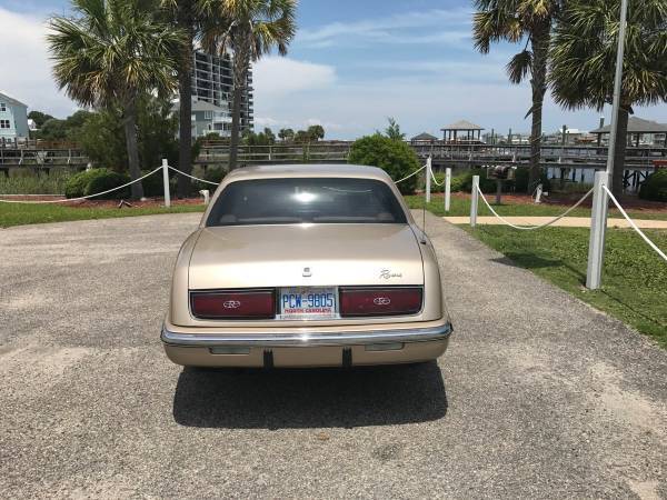 1993 Buick Riviera - photo 6