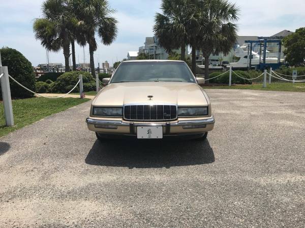 1993 Buick Riviera - photo 9