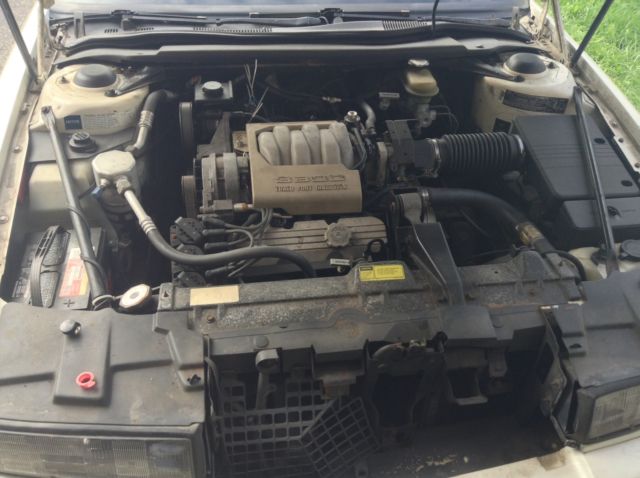 1993 Buick Riviera - photo 2
