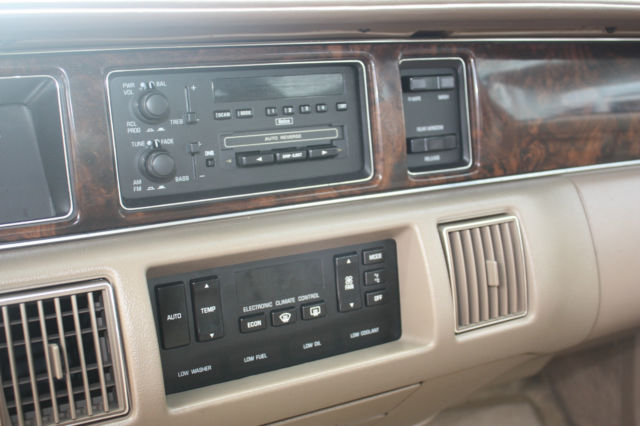 1993 Buick Roadmaster - photo 10
