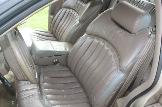 1993 Buick Roadmaster - photo 8