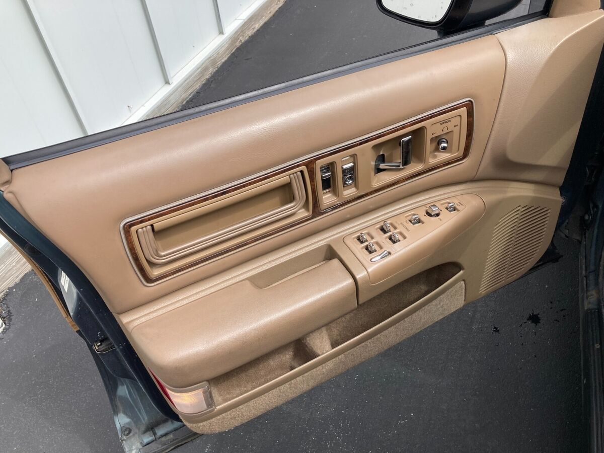 1993 Buick Roadmaster - photo 10