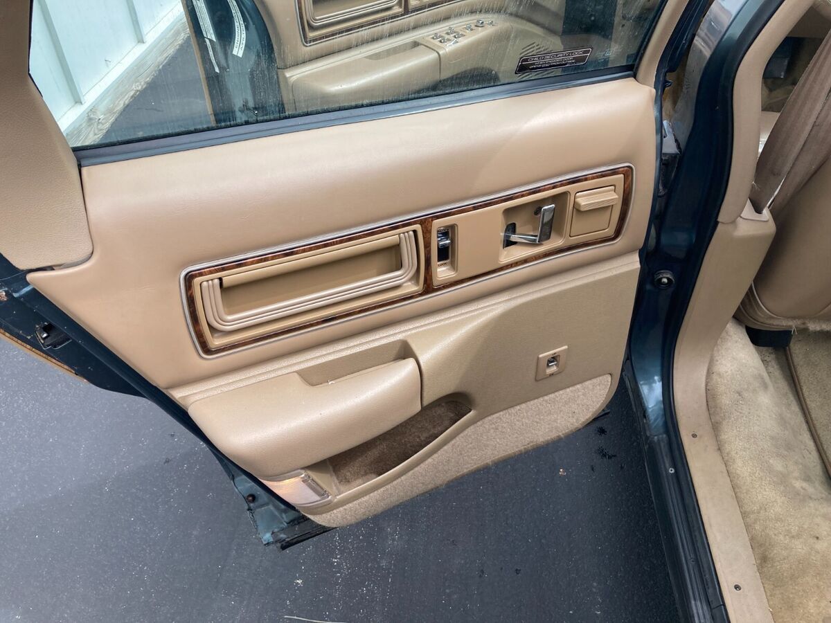 1993 Buick Roadmaster - photo 11