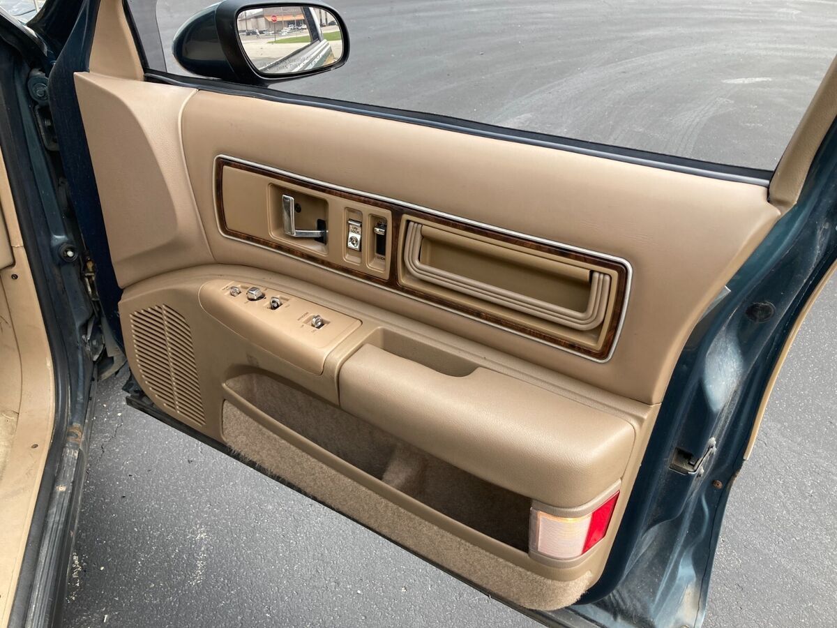 1993 Buick Roadmaster - photo 13