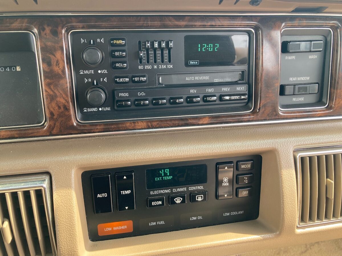 1993 Buick Roadmaster - photo 8