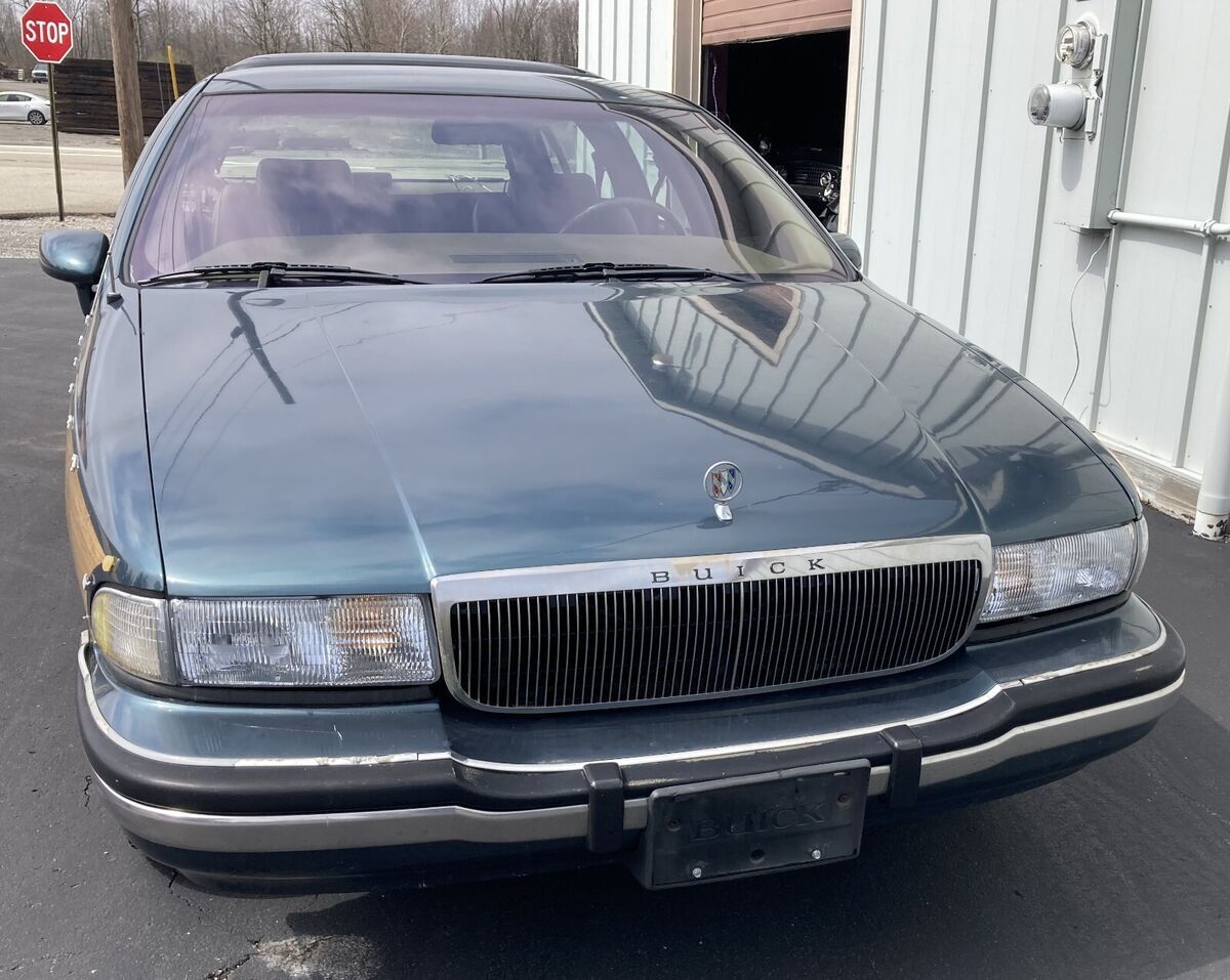 1993 Buick Roadmaster - photo 3