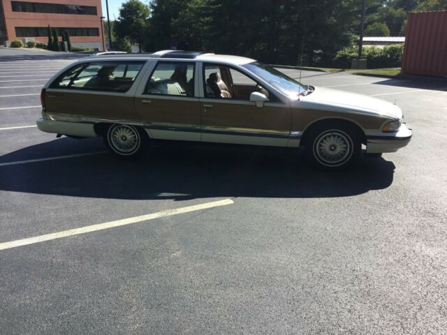 1993 Buick Roadmaster Estate wagon - photo 4