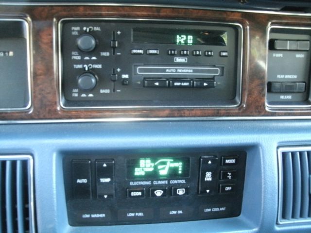 1993 Buick Roadmaster Estate Wagon Wagon 4-Door - photo 5