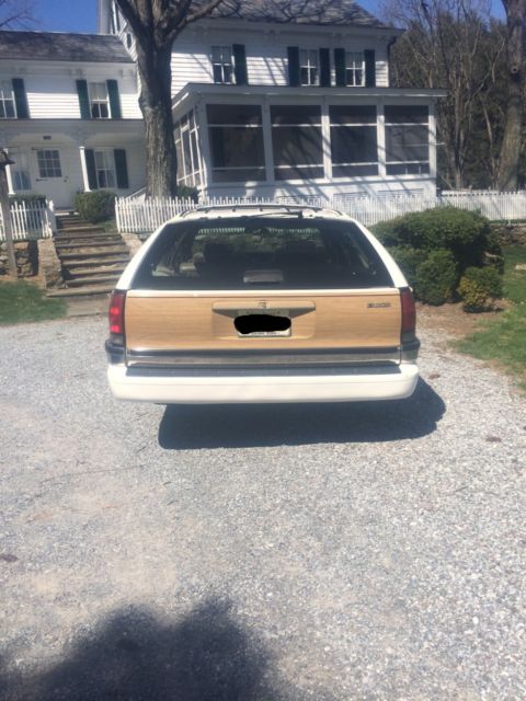 1993 Buick Roadmaster - photo 2