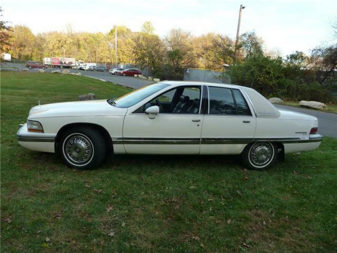 1993 Buick Roadmaster Only 69k Limited - photo 5