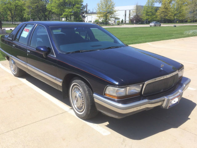 1993 Buick Roadmaster - photo 2