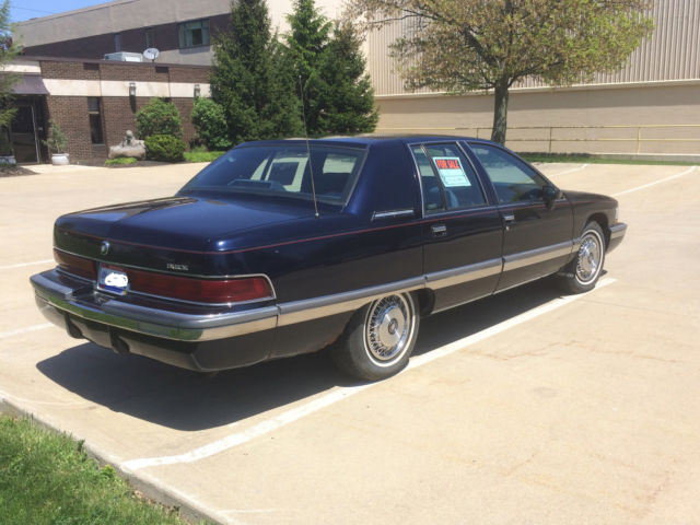 1993 Buick Roadmaster - photo 8