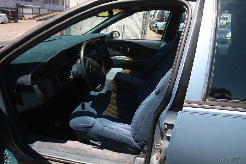1993 Buick Roadmaster - photo 11